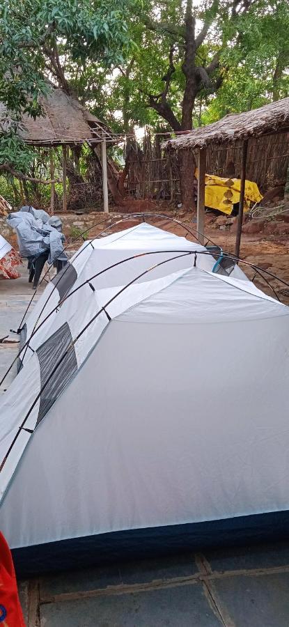 Drunken Monkey Camping Site Hotel Hampi Exterior foto